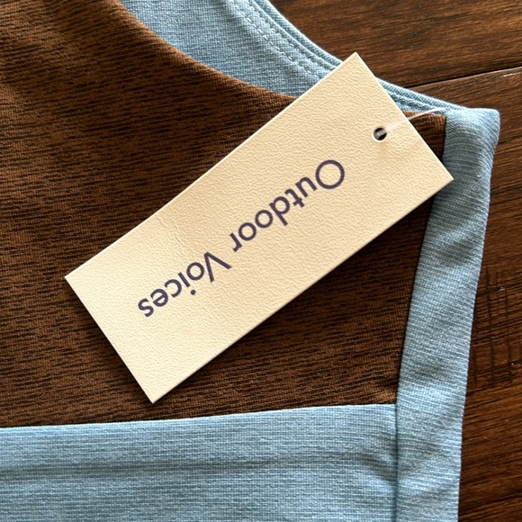 Outdoor Voices Venus Crop Top Morning Blue/Chocolate - Picture 7 of 8